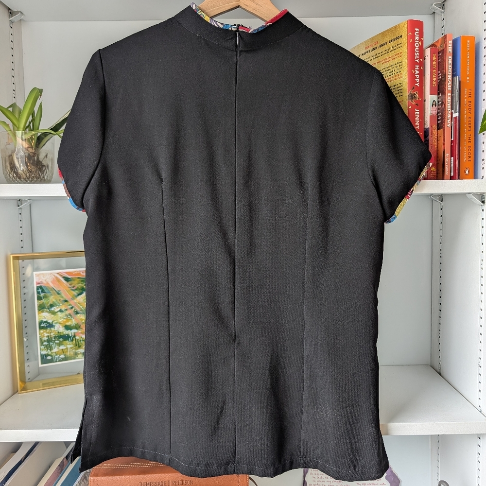 Women's Black Embroidered Top Floral & Bird Cheongsam Top Size XL 90s Style - Picture 8 of 9